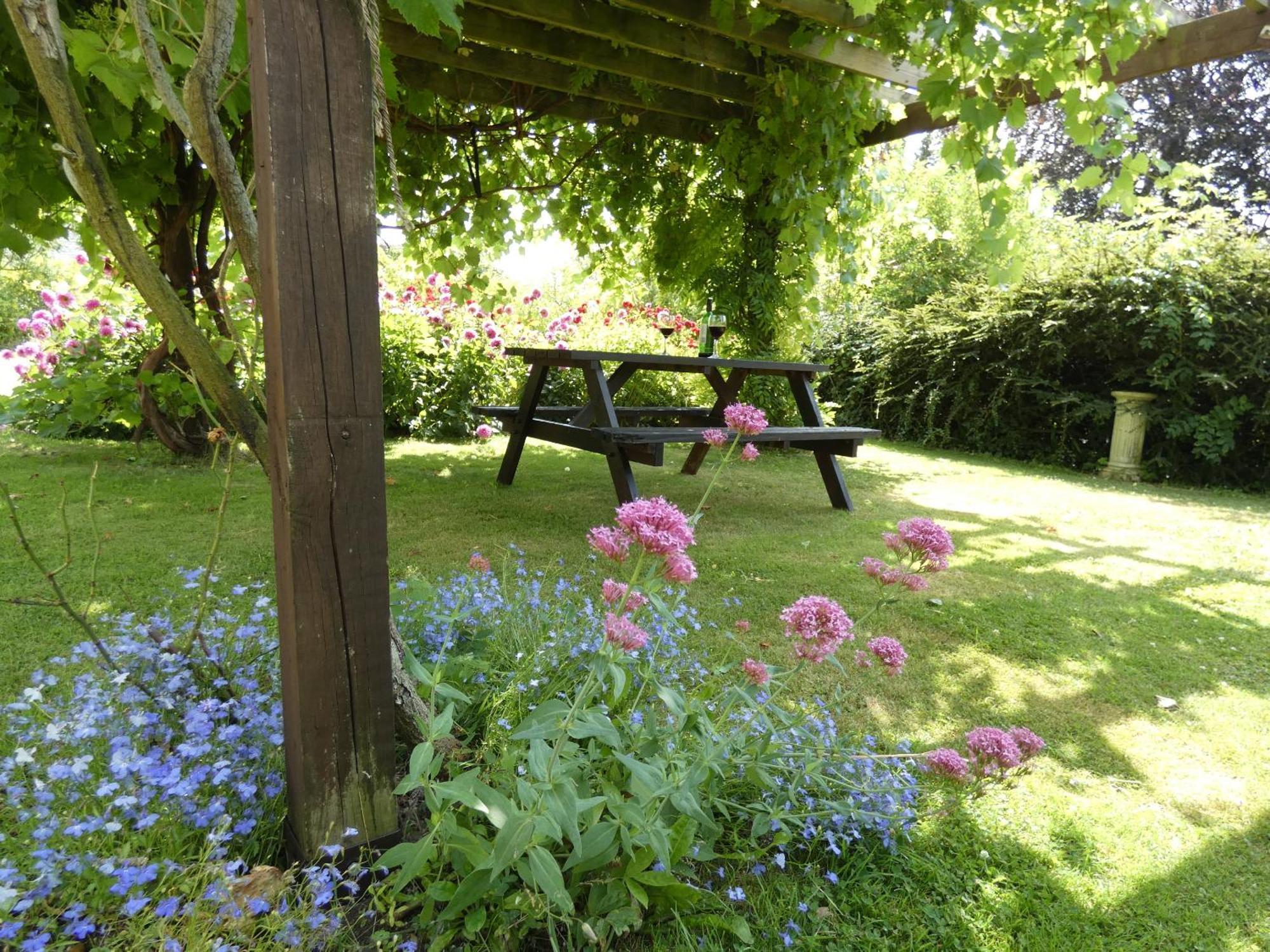 The Mount Somerton Retreat - Nr Bruton, Glastonbury, The Spectacular Wells Cathedral, Millfield School, Leonardo Helicopters, Yeovilton Esterno foto